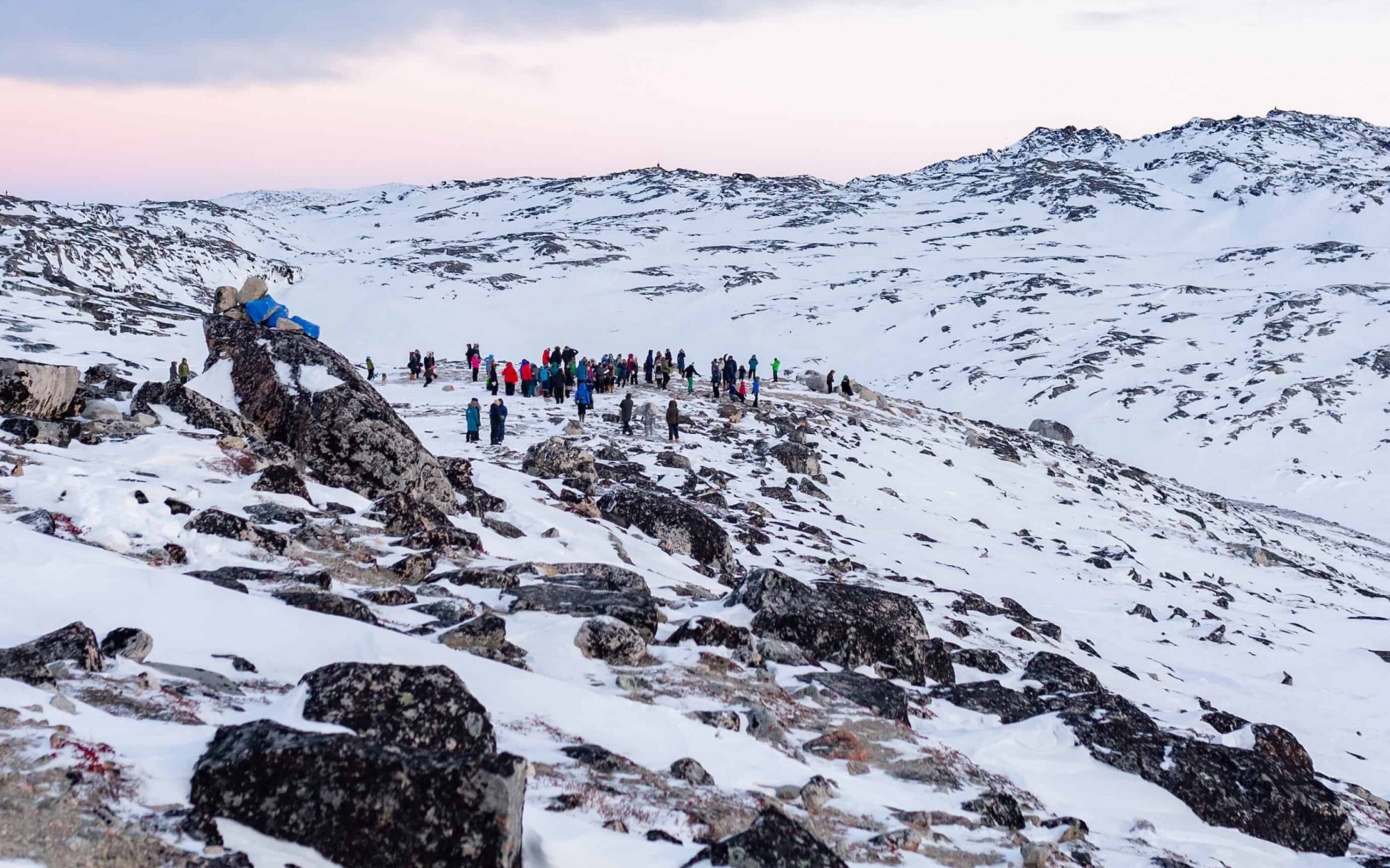 Gathering On Viewpoint in Ilulissat. Photo - Filip Gielda, Visit Greenland-min